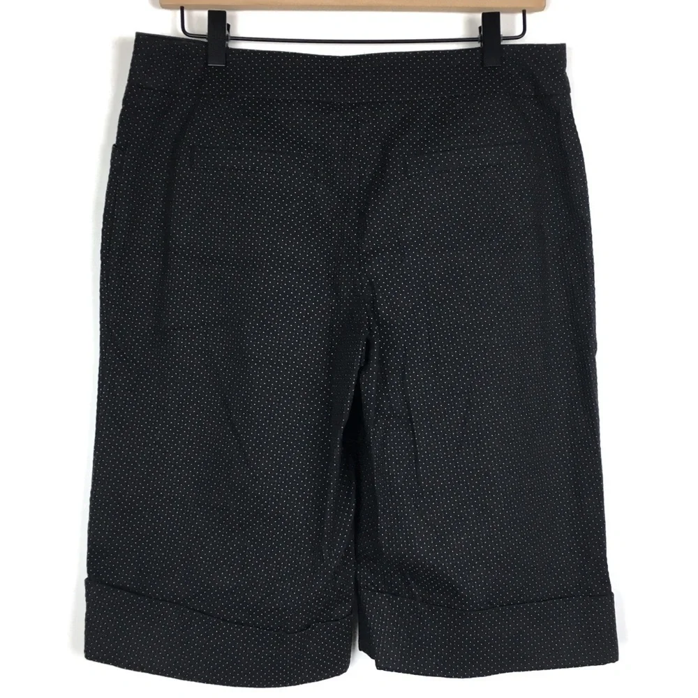 WHITE HOUSE BLACK MARKET Shorts Bermuda Knee Length Swiss Dots Minimalist Size 8